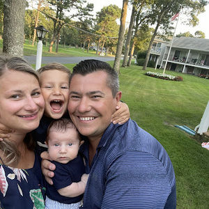 Meet your Posher, E alexia